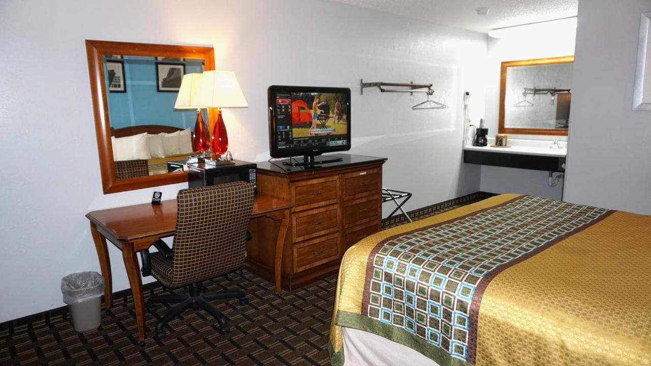 Lakes Inn Warsaw 外观 照片
